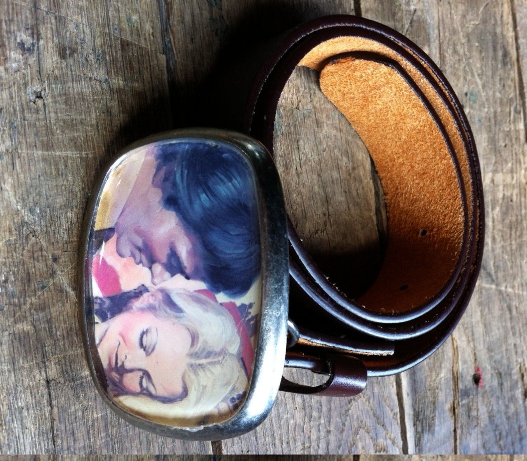tell me a secret- kitsch couple repurposed vintage harlequin romance book pewter buckle and belt.