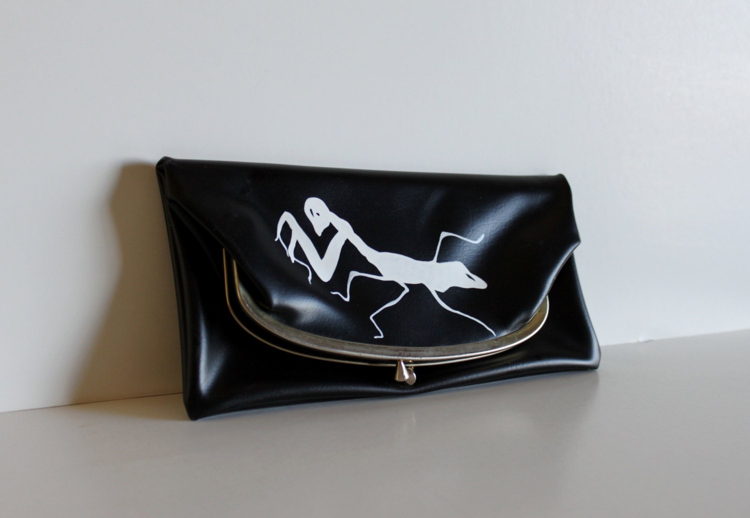 Climb - VINTAGE clutch with hand painted Preying Mantis
