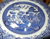 5 Dinner Plates, Blue Willow by Churchill of England, set of 5 plates, Japan scene, blue white, Vacation SALE