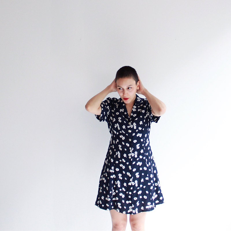 90s floral dress - navy and white -shirt dress - collared - knee length - vintage - medium