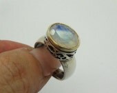 New 9k Yellow Gold Sterling Silver Moonstone Ring size 8