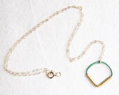 Point down pendant Emerald - brass geometric