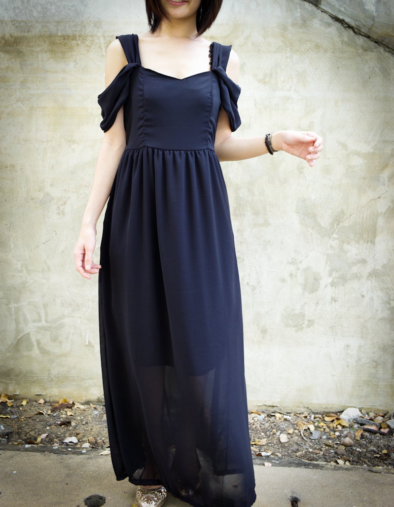 Black Off-Shoulder Sheath Evening Dress / Black dress / Party dress