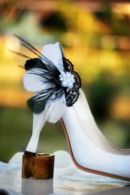 Black & White Feathers Lace - Pearls Shoe Clips. Couture Statement Bridal Bride Bridesmaid. Made to Match Gift, Summer Shabby Chic Wedding