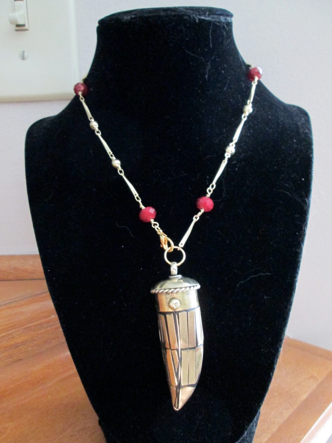 Khaleesi Stylized Tusk Necklace