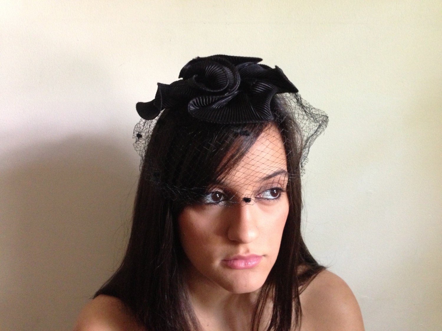 Vintage Black Fascinator - Black Swirly Hat with Veil