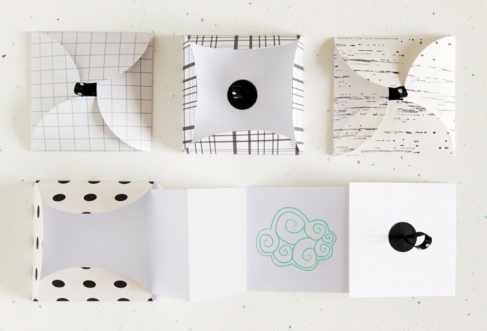 Handmade accordion mini notes - black and white, set of 4