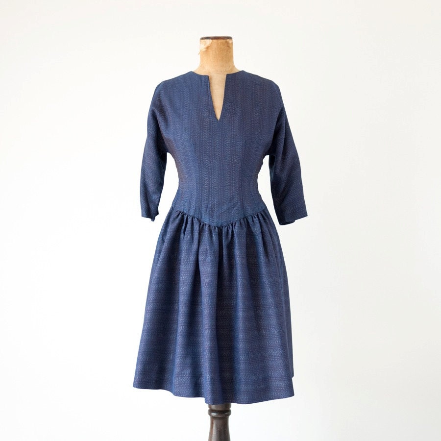 Vintage 1960s dress / blue purple sateen / 60s party dress / S