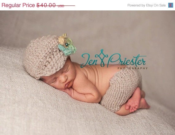 Sale 20% off now Newborn Newsboy hat and short set with flower option great photography prop many color options