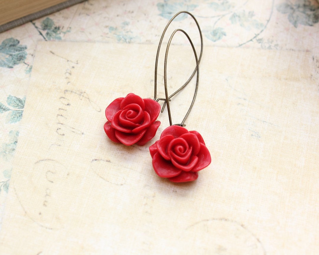Red Rose Earrings, Long Dangle Earrings, Resin Flower, Victorian Romantic Gothic, Vintage Style, Floral Accessories, Modern Fashion