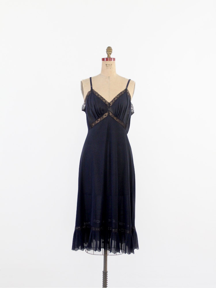 vintage Luxite by Kayser slip / 1950s navy slip