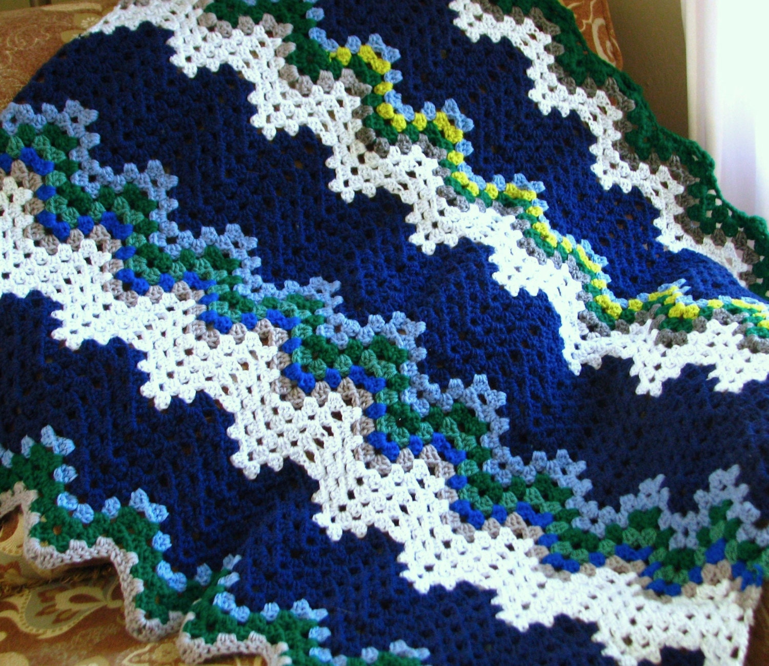 Chevron Crochet Baby Blanket/ Play Mat