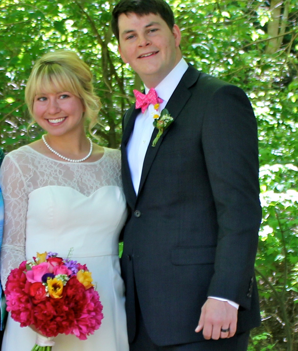 Men's Bow Tie in Pink and White Thin chevron - Self tying - freestyle - Groomsmen gift