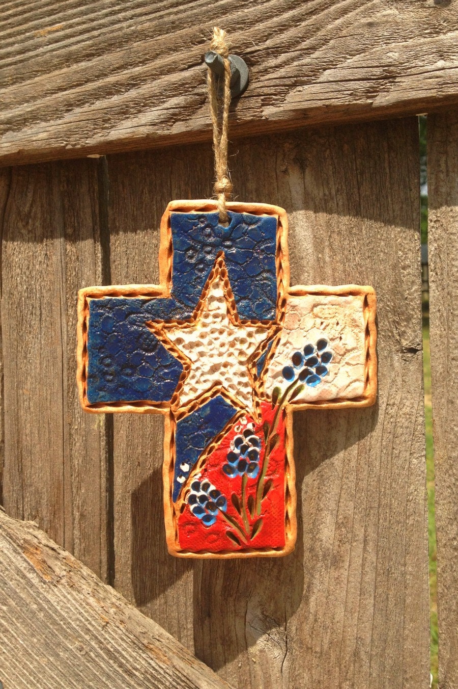 Medium Texas Bluebonnet Cross Wall Art / Texas Decor / Texas Flag Wall Hanging / Bluebonnet Hill Country Decor / Rustic Ranch Cross Wall