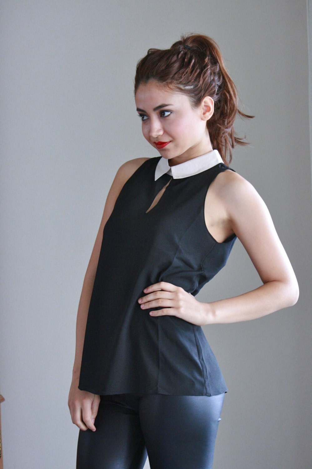 NEW Sleeveless Blouse With Shirt Collar And Long Key Hole At The Center And Back. Peter pan Collared Shirt. Wednesday Adams Blouse.  S-L