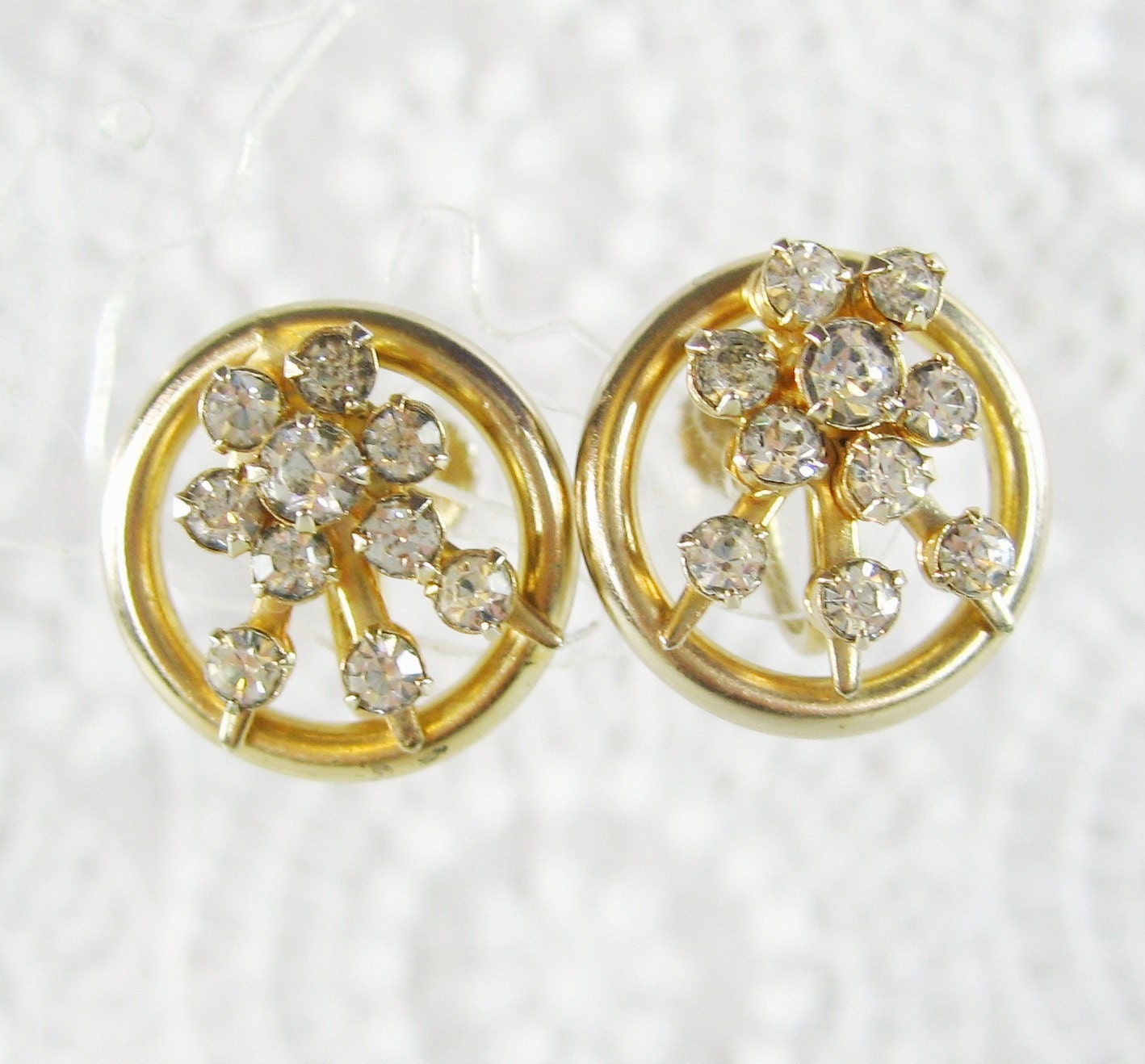 Vintage Flower Earrings, Gold Circles, Clear Rhinestones / Glass Crystals, Screw-back, 1930s 1940s Art Deco Wedding Bridal Jewelry