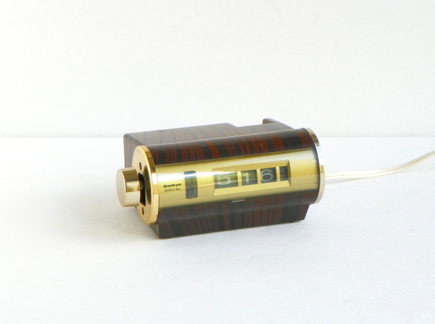 Retro Clock by Sankyo