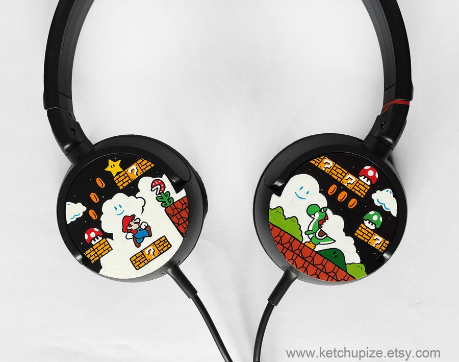 Super Mario Headphones earphones hand painted - Yoshi - Piranha Plant - Question block - 1UP Mushroom