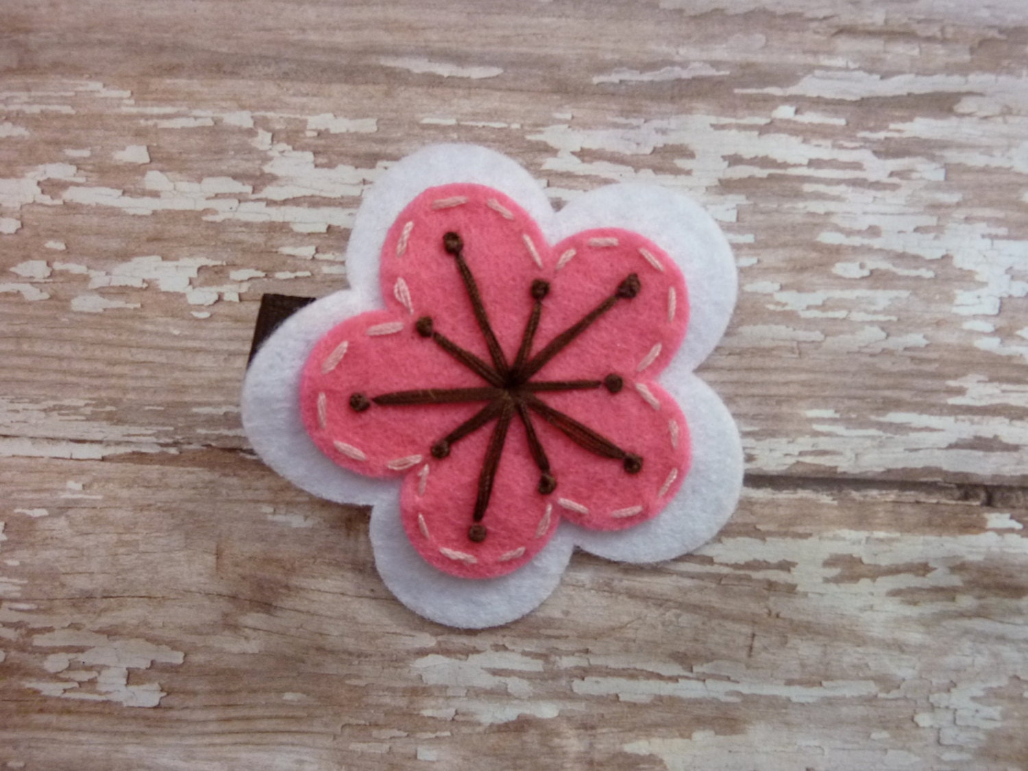 Pink and White Flower Hair Clips- Birthday Party Favor- Everyday Clip- flower felt clips