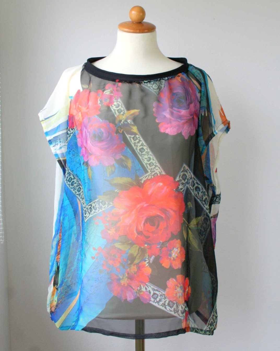 Floral chiffon top, summer oversized top, box tshirt, one size, blue red black purple, one size, sheer