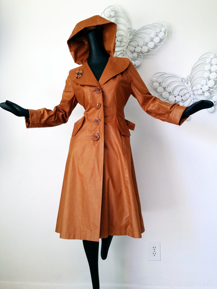 1970s Hoodie Coat Hooded Raincoat Rain Coat 70s Hippie Almost Famous Style Huge Collar Pumpkin Carmel Brown Lightweight Polished Cotton SM