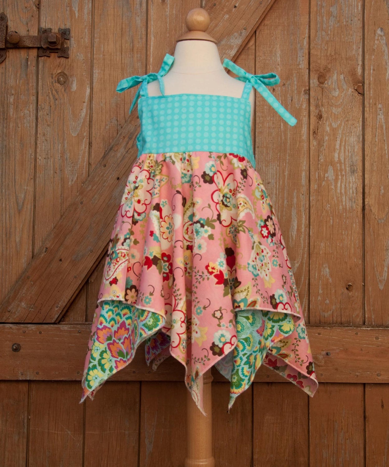 NSTANT DOWNLOAD Girls Dress Pattern PDF Pillow Case Dress Sewing Pattern sizes 12mths through to 5 years "Bella Dress"