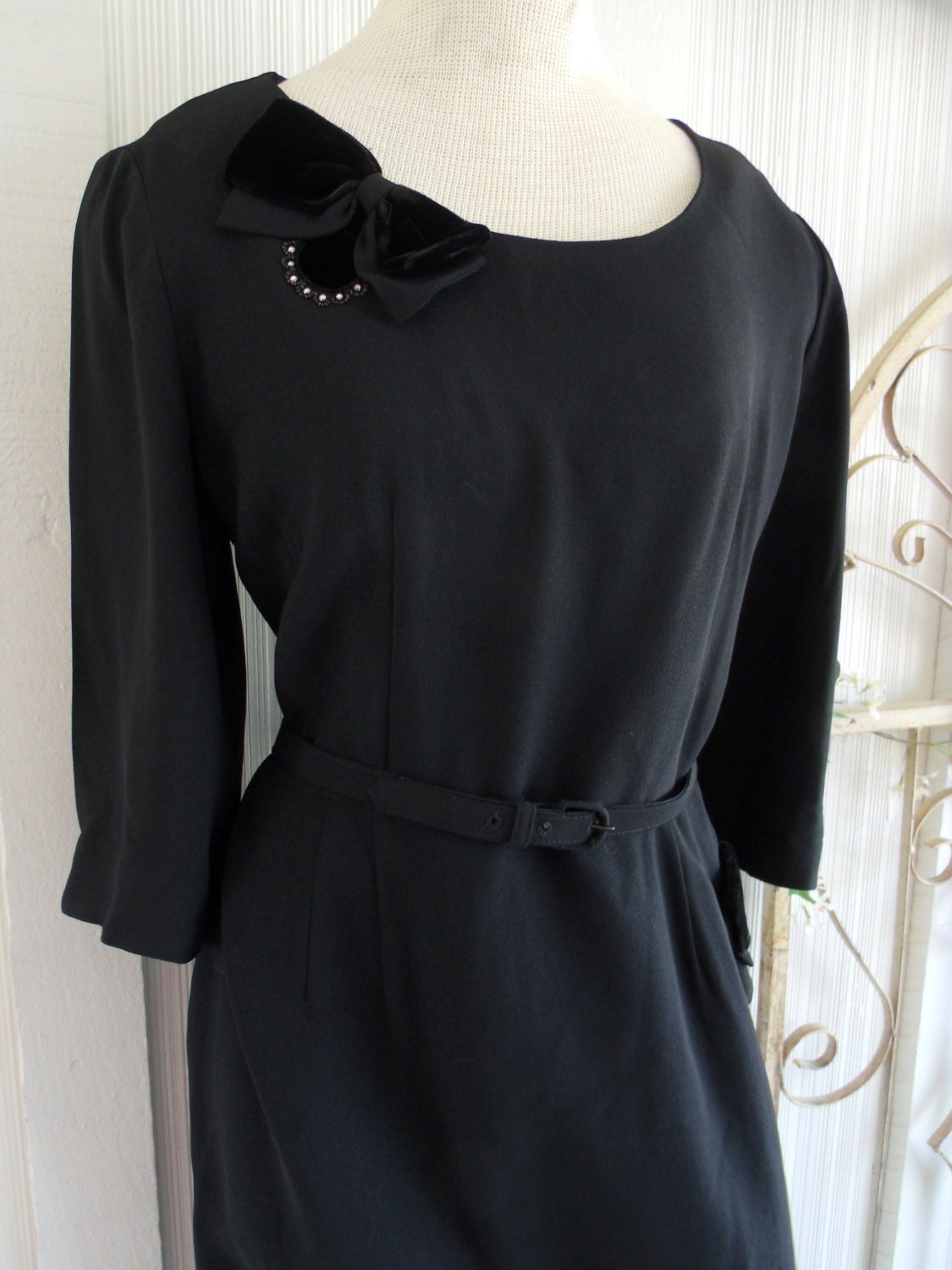 Vintage 1930s Dress Crepe Viscose Black Velvet Rhinestone Bows Cocktail Evening Plus Larger Size B43