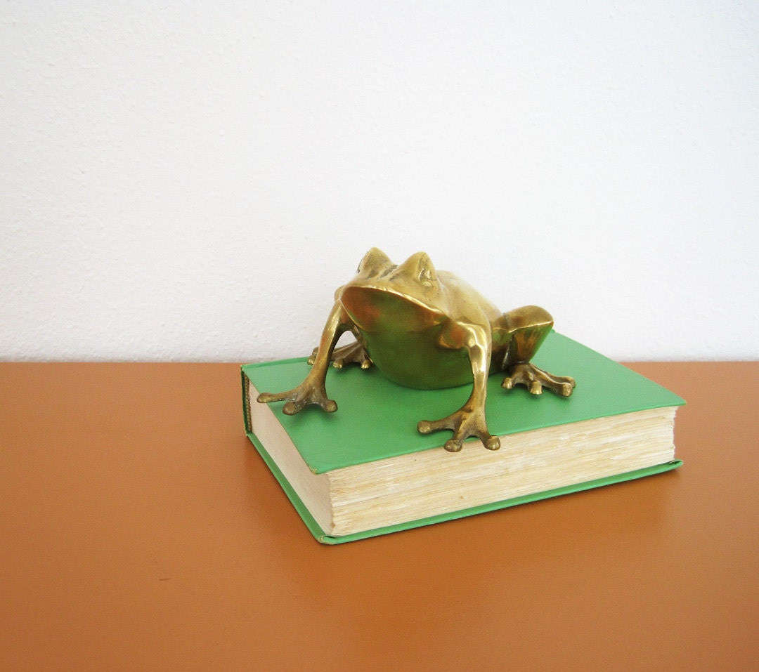 Vintage Brass Frog Figurine, Paperweight