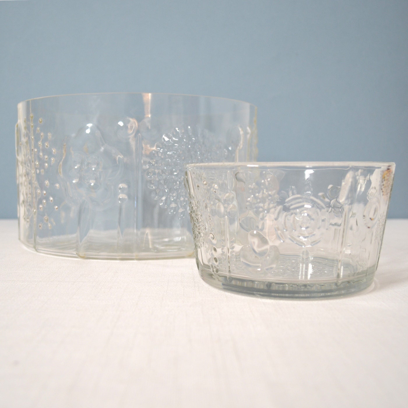 Vintage Flora Small Bowl by Oiva Toikka for Nuutajarvi of Finland