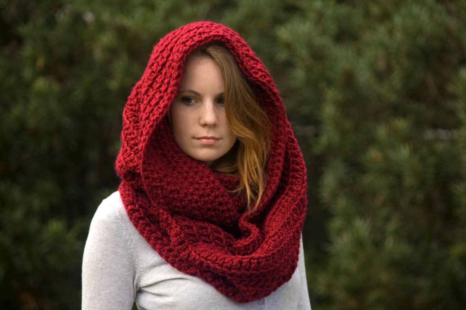 Circle Scarf, Loop Scarf, Red Chunky Cowl