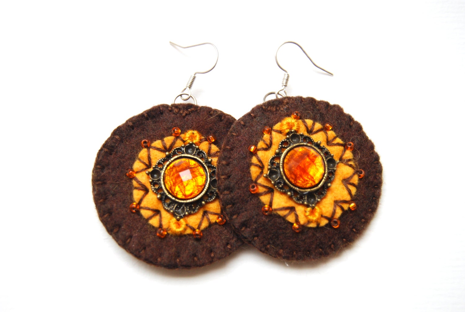 Dragon's Eye - hand embroidered felt earrings