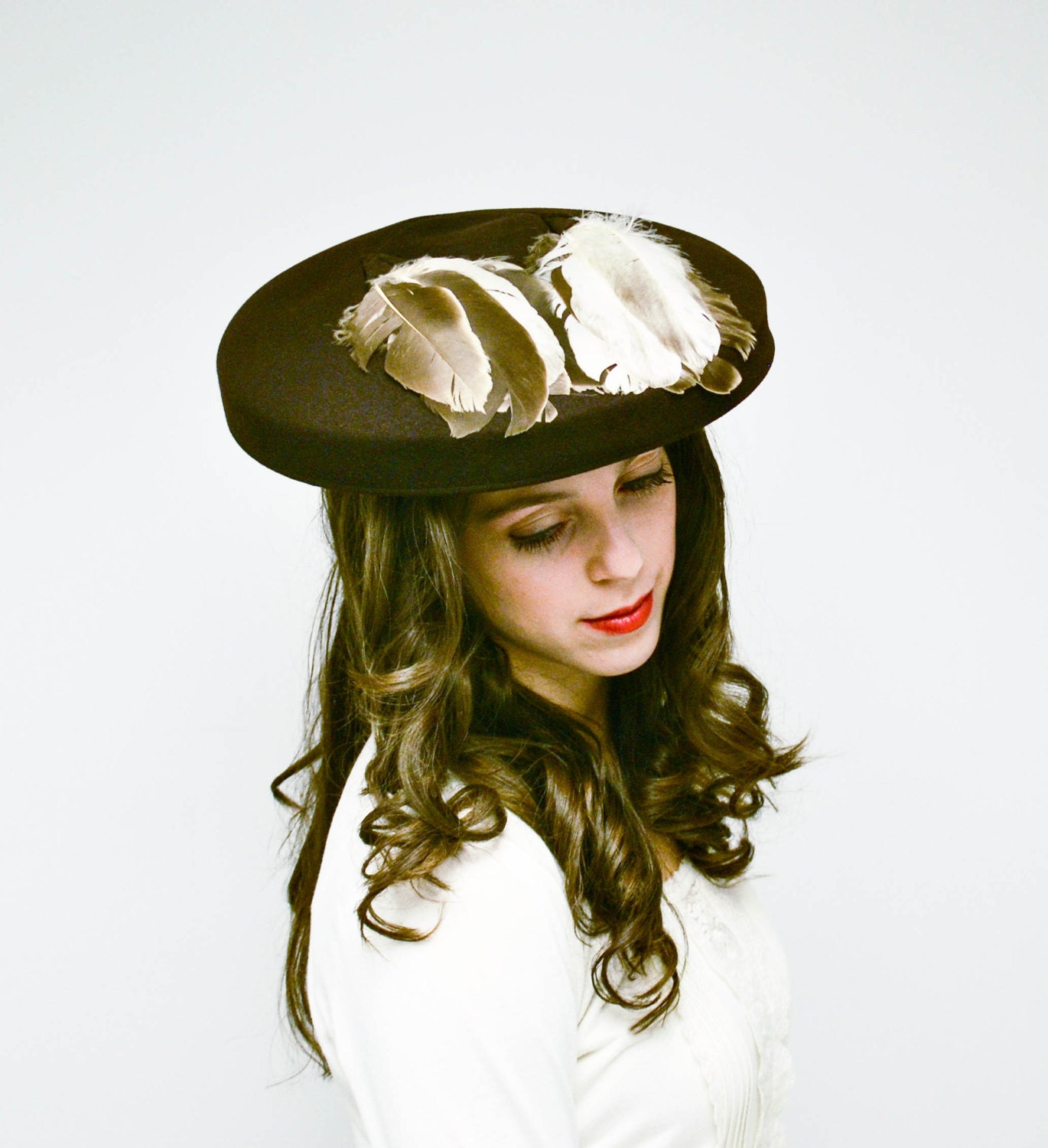 Vintage 1940s Hat: 40s Saucer Hat / Picture Hat, Derby Races Hat with Feathers
