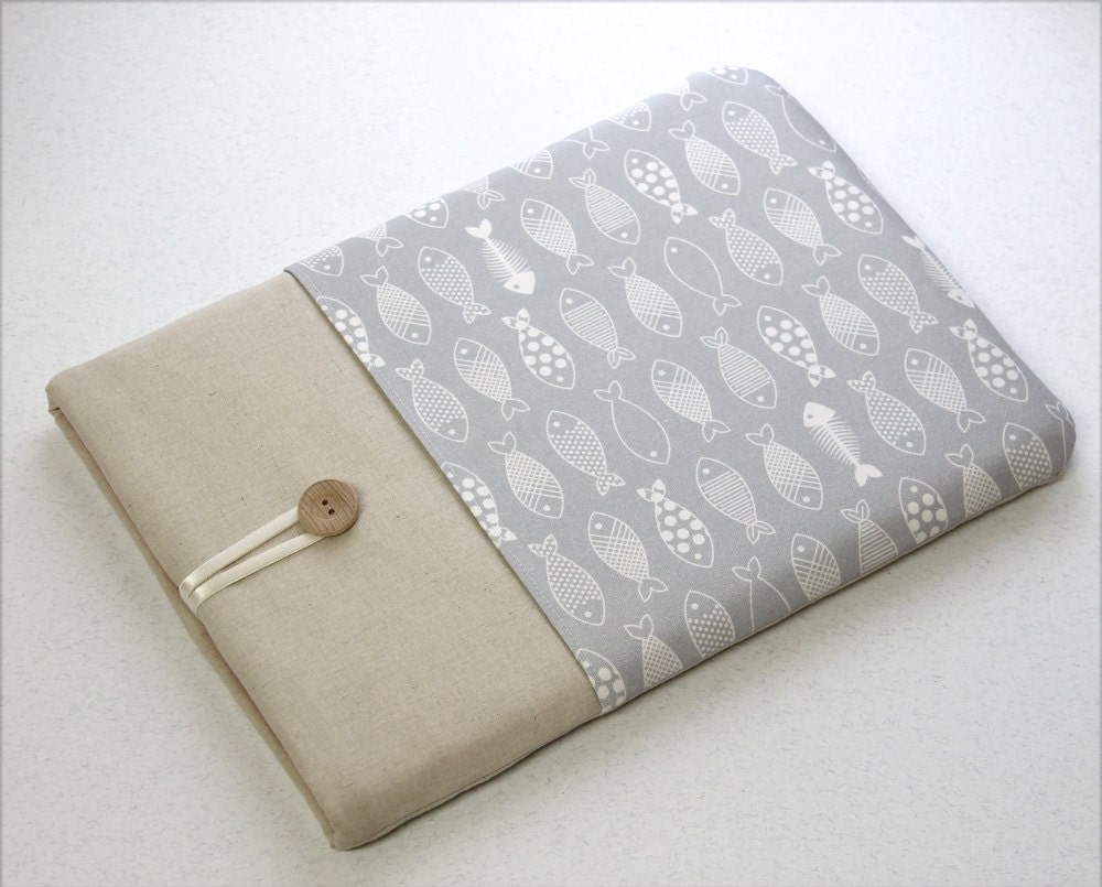 Grey fishes pocket sleeve for 11 inch laptops and netbooks