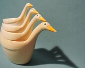 Vintage 60s Plastic Goose Duck Swan Measuring Cups
