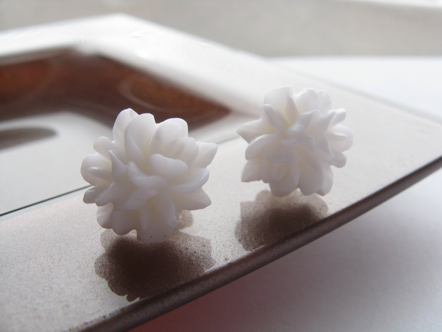 White Rose Stud Earrings, Flower earrings, Resin earrings, Gold Posts