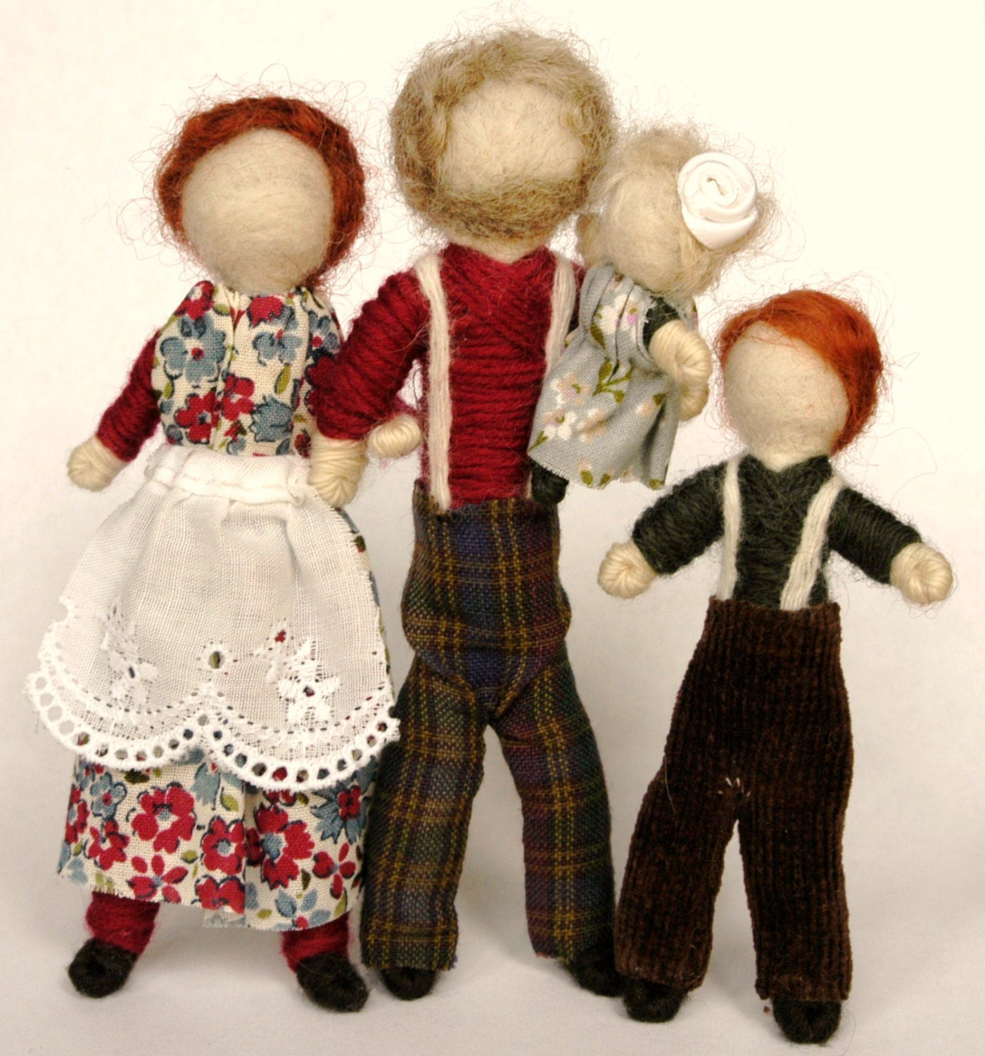 Dollhouse doll family, Waldorf style, yarn dolls, felted wool, the McTavish Family