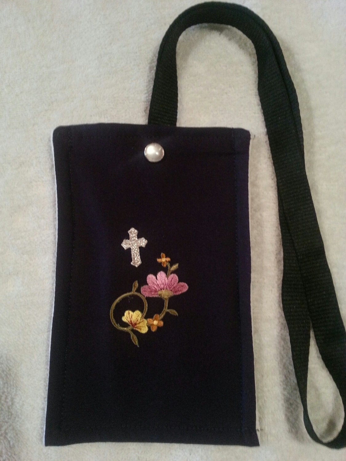Cross and Flower Active Pouch