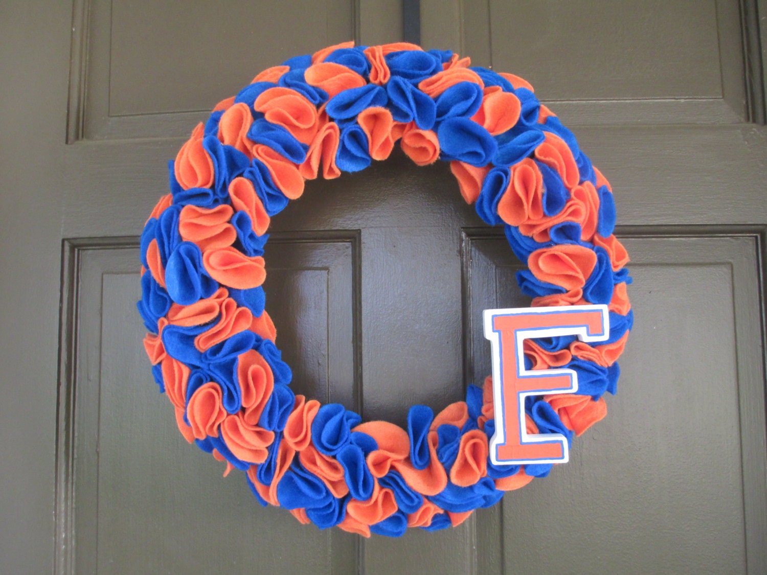 UF Felt Wreath (University of Florida/Gators) - Collegiate Wall Decor