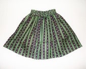SALE Vintage Dragon fly and daisy country picnic pleated skirt