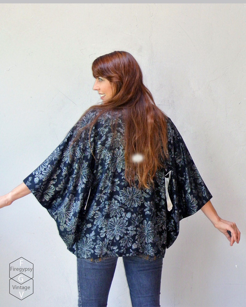 vintage silk kimono jacket / 1950s brocade Kimono jacket / silk brocade dress jacket opera coat