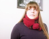 SALE (from 55 to 35 dollars) Stella - Long burgundy red fox scarf