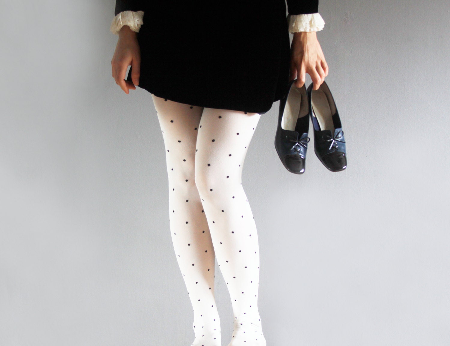 1960's spectator bow pumps 7 1/2