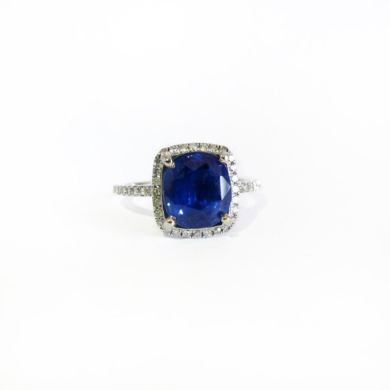 Ceylon AAA Blue sapphire 3.02 carat super color, Payment Plan is available.  P-093