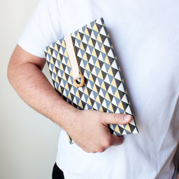Retro - iPad case or sleeve - Mid century design - Geometric - Neutral colors - Water repellent fabric - Unisex iPad