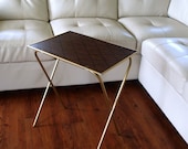 60s Vintage HOLLYWOOD REGENCY Folding TV Tray Table / Metal Legs Mid Century Serving Occasional Accent Furniture Geometric Faux Bois Wood