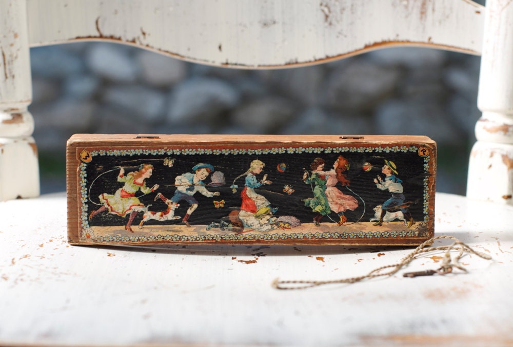 Rare Victorian Pencil Box w/Original Working Key and Contents