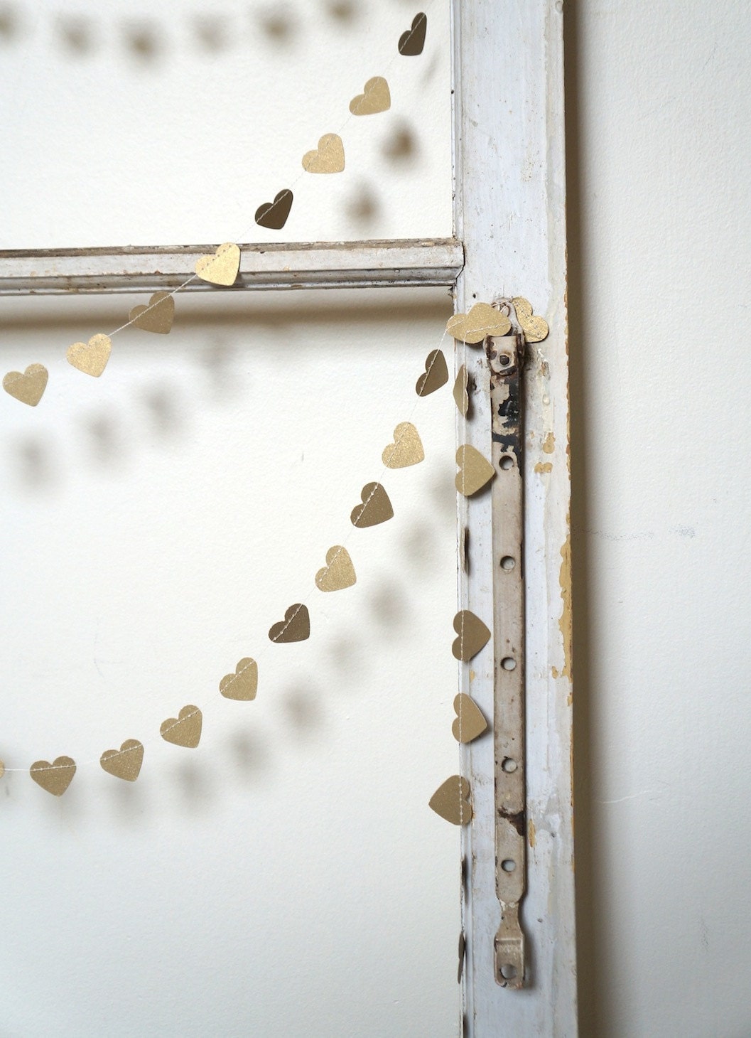 Heart of Gold Paper Garland - 3 metre (9.8 ft) Wedding, Engagement, housewarming, party home decor, photo prop