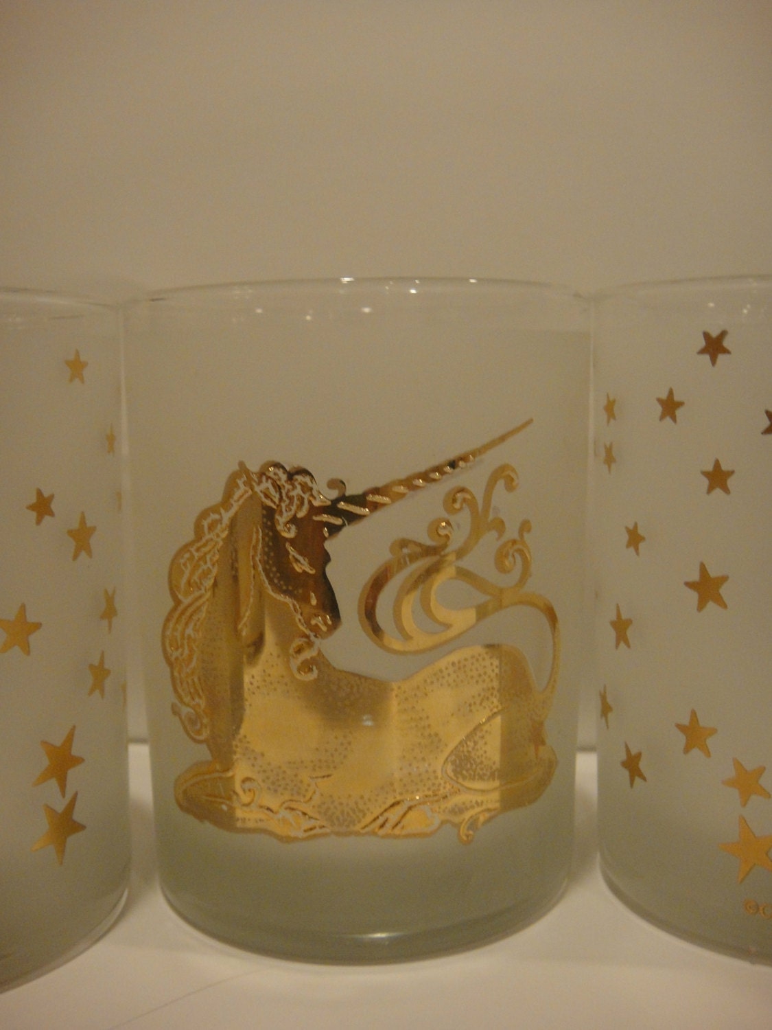 CULVER Glassware , Set of 8 Vintage Frosted Glasses, Unicorn and Stars ,22KT. Gold