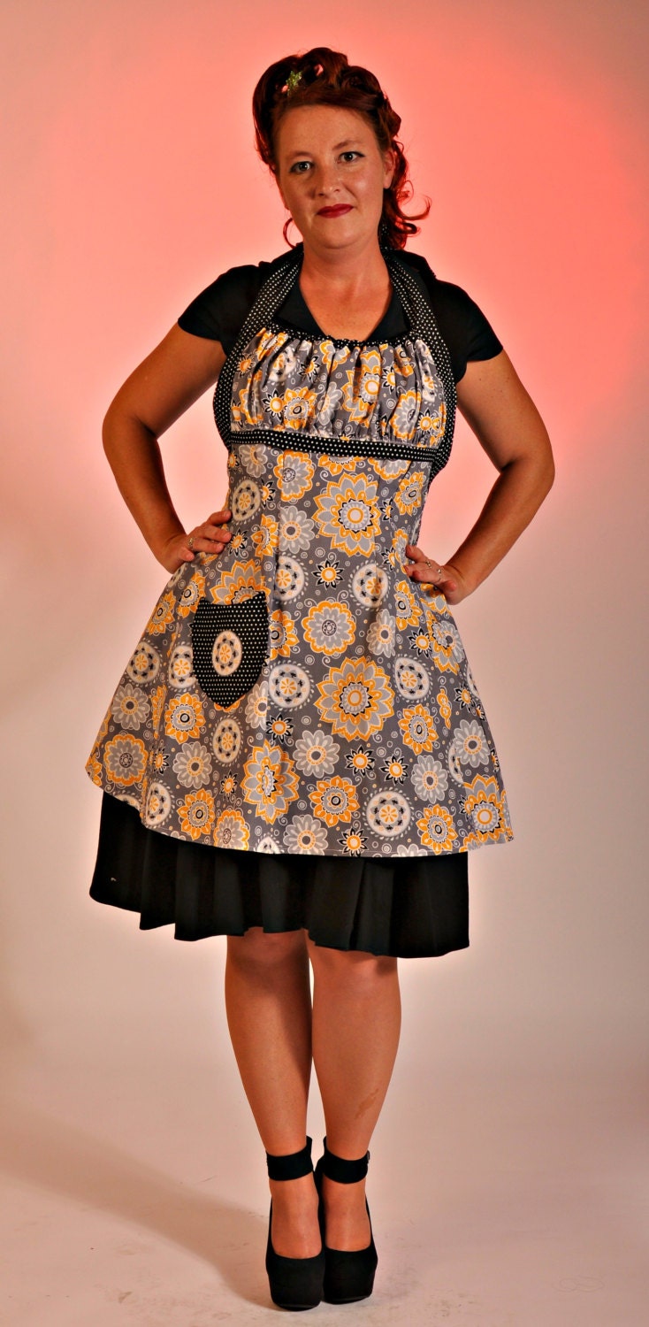 on sale/retro apron/halter apron/full apron/sexy apron/women aprons