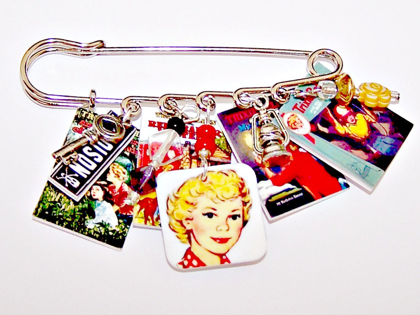 TRIXIE BELDEN Mystery Art Pin
